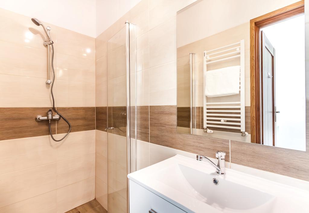 Lupolo Apartments Skwerowa クラクフ エクステリア 写真