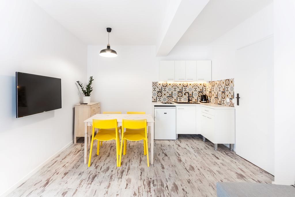 Lupolo Apartments Skwerowa クラクフ エクステリア 写真